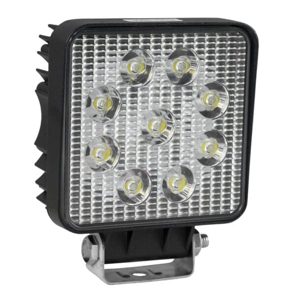 FOCO AUXILIAR LED - QUADRADO - LUZ CONCENTRADA - Image 2