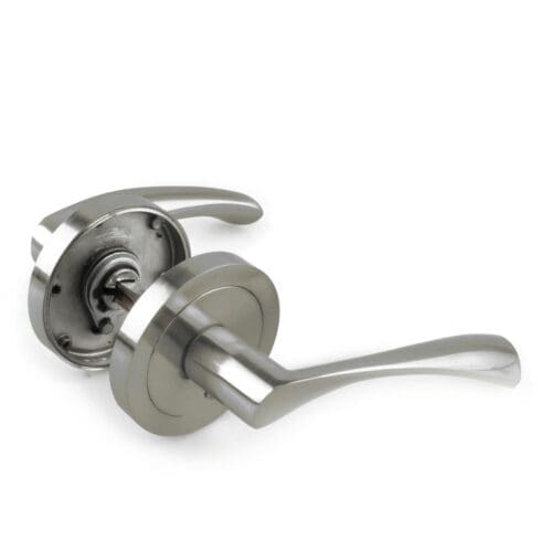 PUXADOR ALUMÍNIO COM ROSETA 65MM HANDLOCK CURVO CROMADO MATE